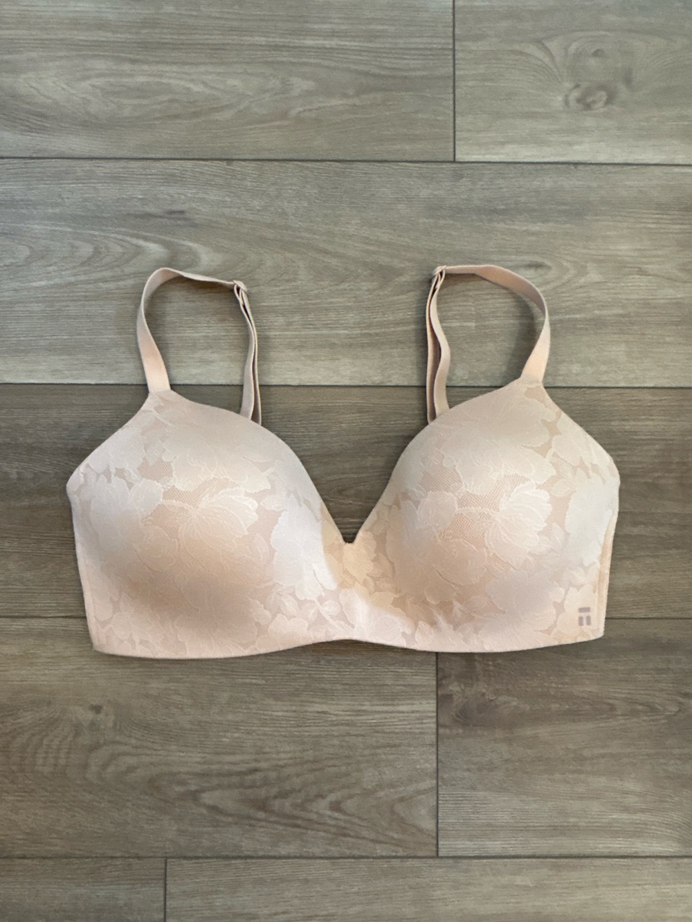 Tommy John Second Skin Wireless Bra 38DD Nude Lightly Lined Lace Comfort